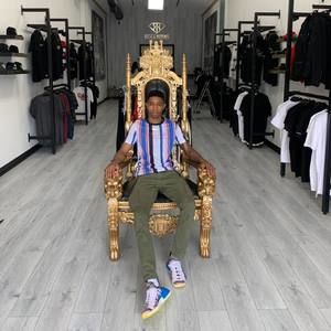 Meet your Posher, Antonio